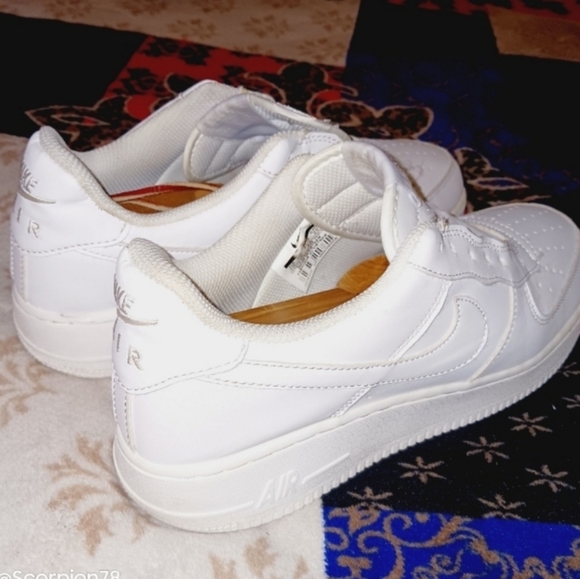 Nike Air Force 1 '07 LV8 Streetwear/Lifestyle Shoes Size 11 - Picture 4 of 9